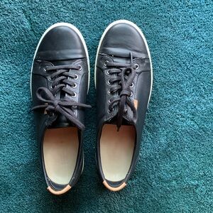 ECCO black leather shoes